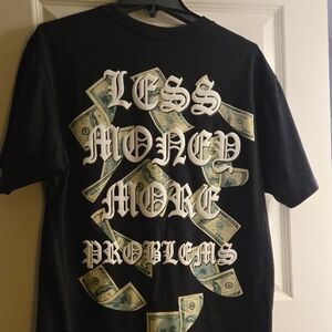Black Graphic Tee💲💲💲💲💸💸💸Large mens "LESS MONEY MORE PROBLEMS New!!!!